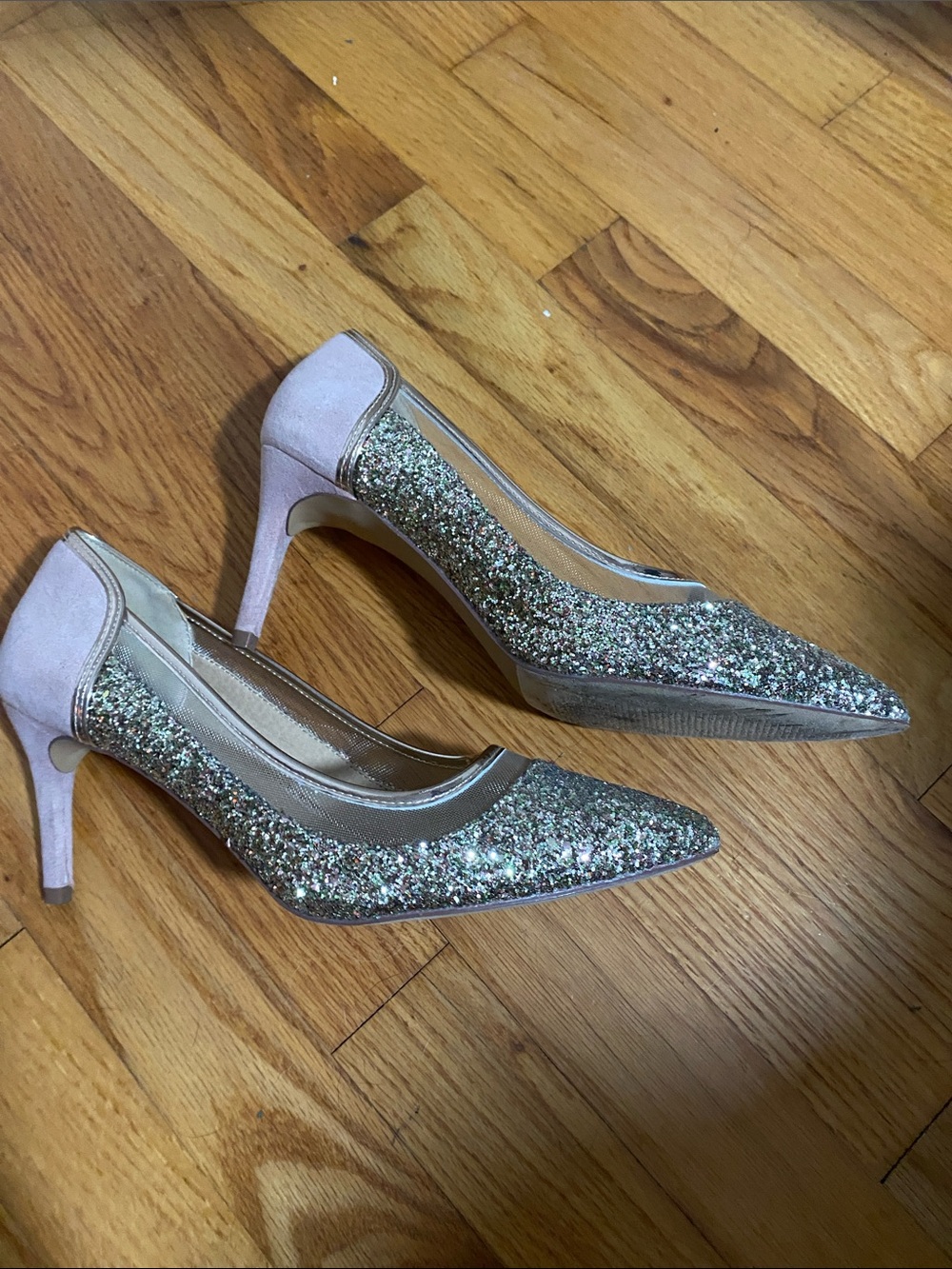 Glitter Pointed-Toe Pump in Light Pink